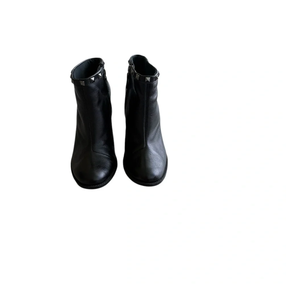 Raphaella Booz Rockstud Accents Leather Ankle Boots Women's Size 7